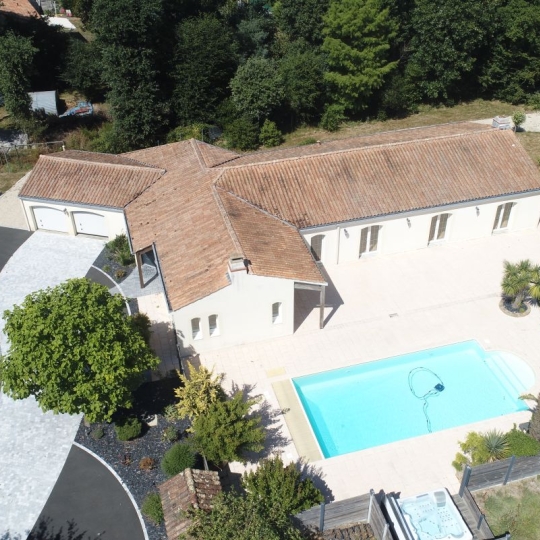 GLOBALES SOLUTIONS IMMOBILIERES : Domain / Estate | VERTOU (44120) | 200.00m2 | 563 750 € 