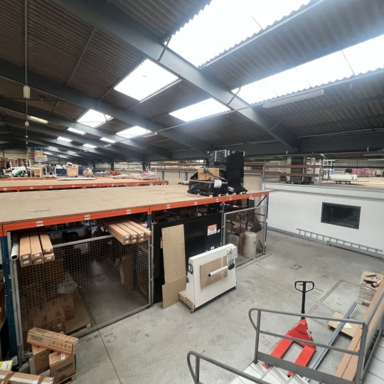 GLOBALES SOLUTIONS IMMOBILIERES : Local / Bureau | LES SORINIERES (44840) | 4090.00m2 | 2 995 000 € 