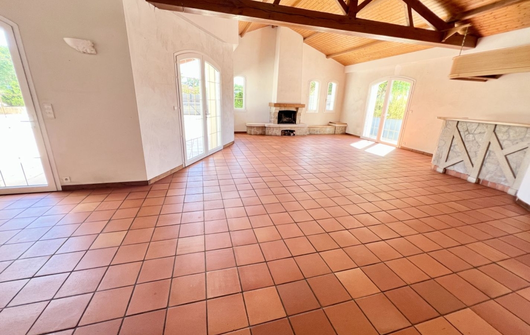 GLOBALES SOLUTIONS IMMOBILIERES : Domain / Estate | VERTOU (44120) | 200 m2 | 563 750 € 