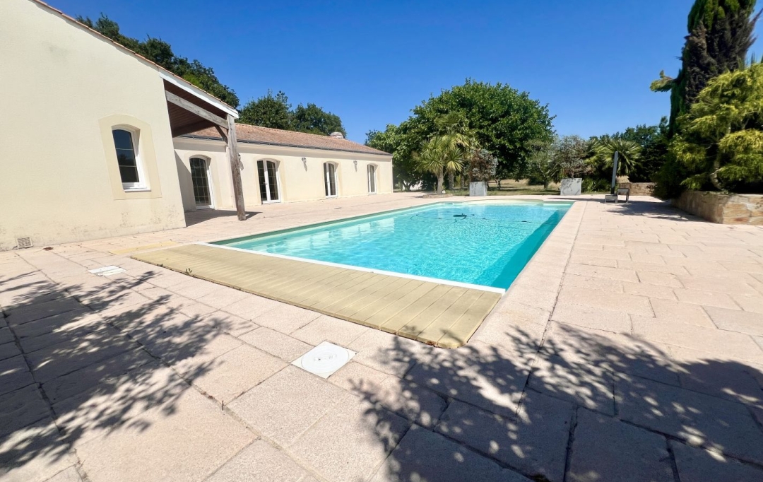 GLOBALES SOLUTIONS IMMOBILIERES : Domain / Estate | VERTOU (44120) | 200 m2 | 563 750 € 
