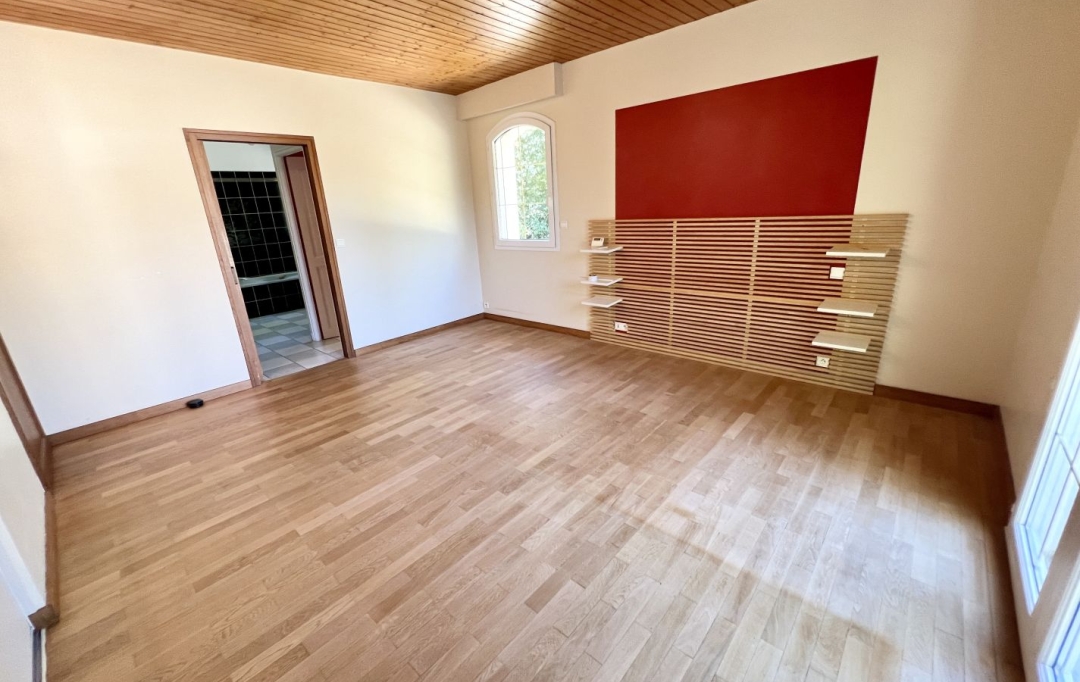 GLOBALES SOLUTIONS IMMOBILIERES : Domain / Estate | VERTOU (44120) | 200 m2 | 563 750 € 